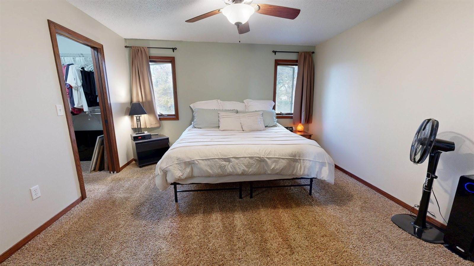 W7954 Country Ave, Holland, WI 54636