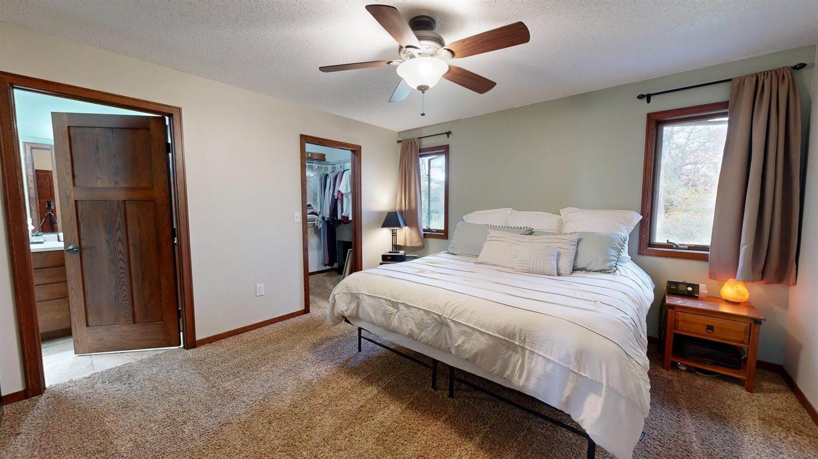 W7954 Country Ave, Holland, WI 54636