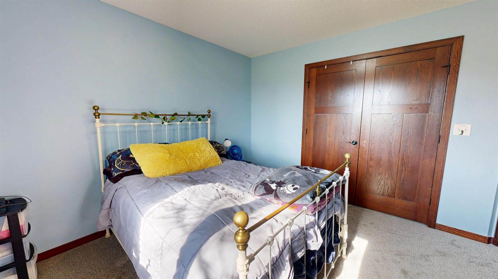 W7954 Country Ave, Holland, WI 54636