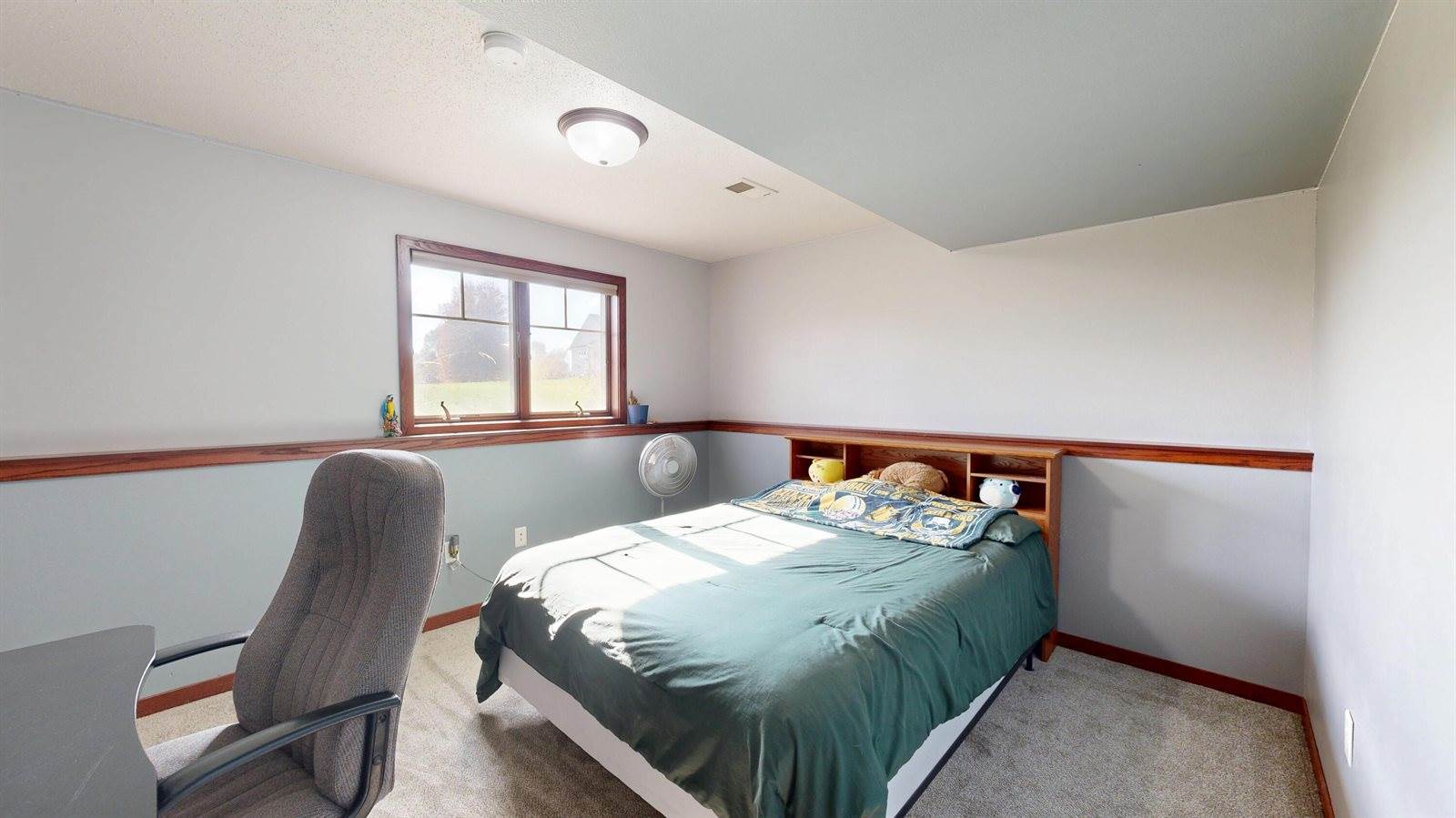 W7954 Country Ave, Holland, WI 54636