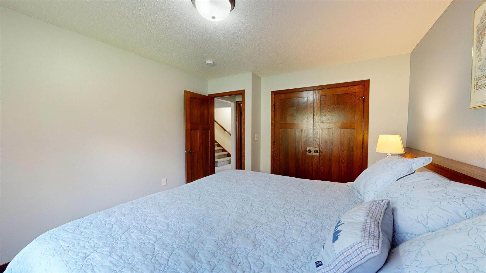 W7954 Country Ave, Holland, WI 54636