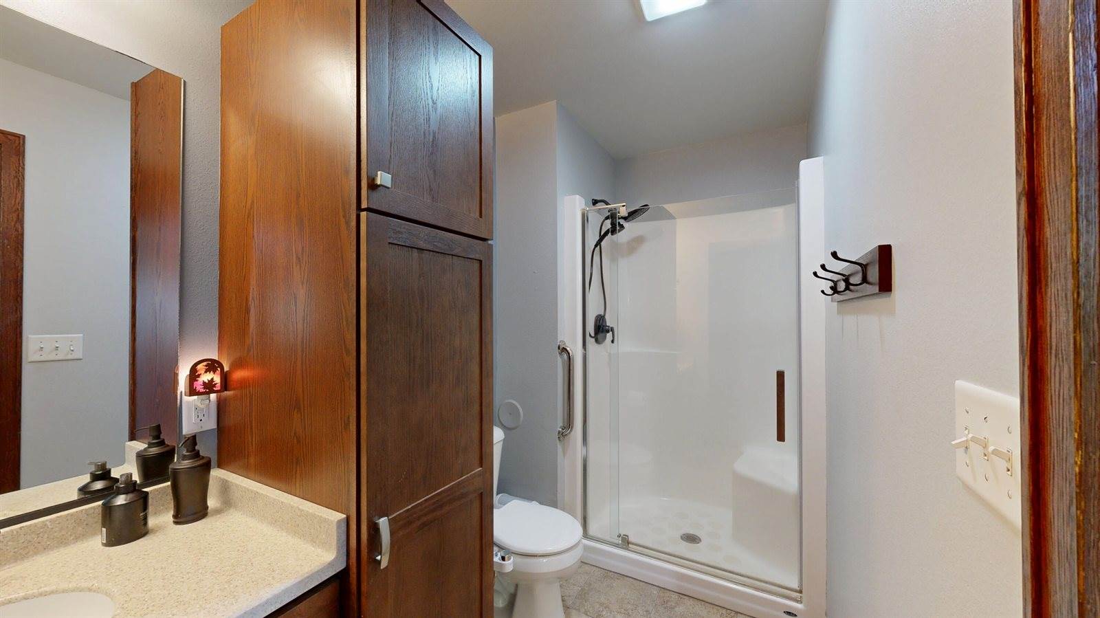 W7954 Country Ave, Holland, WI 54636