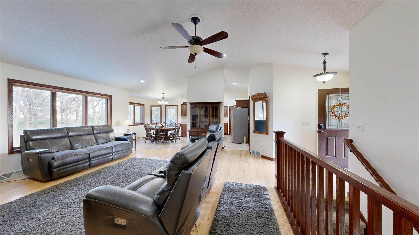 W7954 Country Ave, Holland, WI 54636