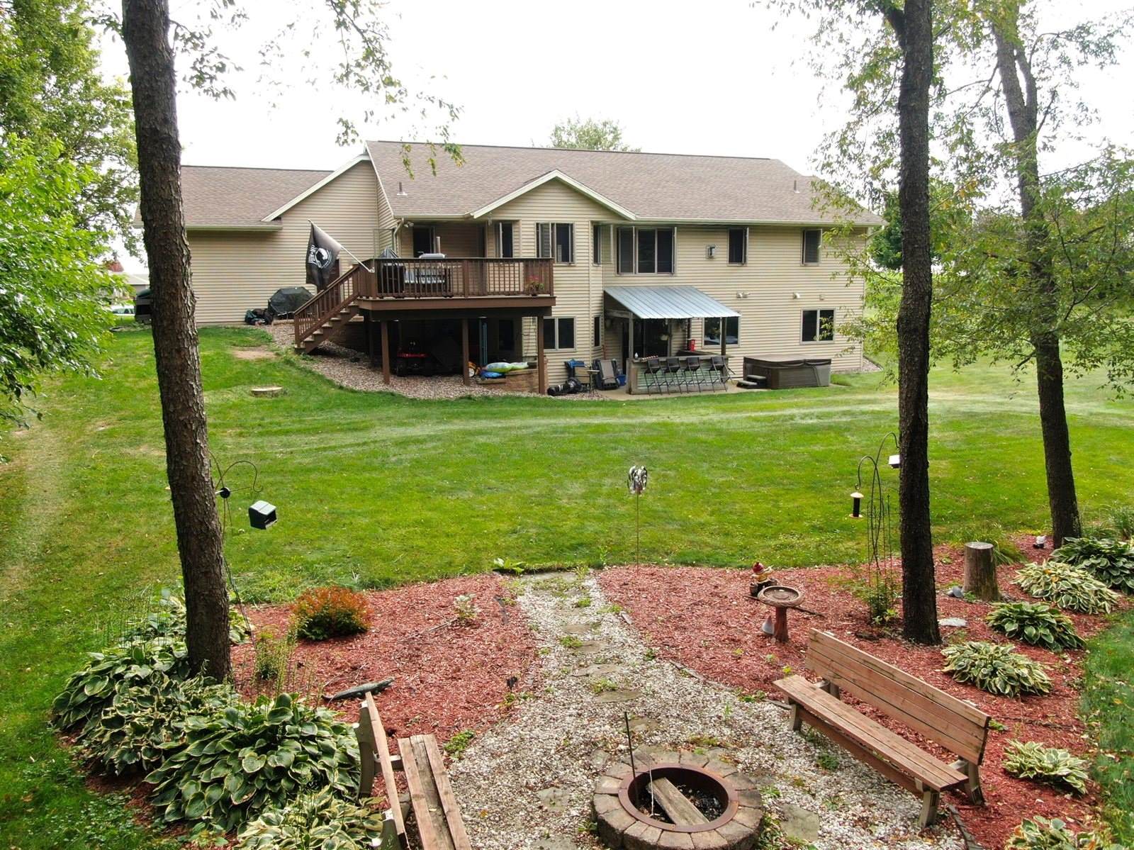 W7954 Country Ave, Holland, WI 54636