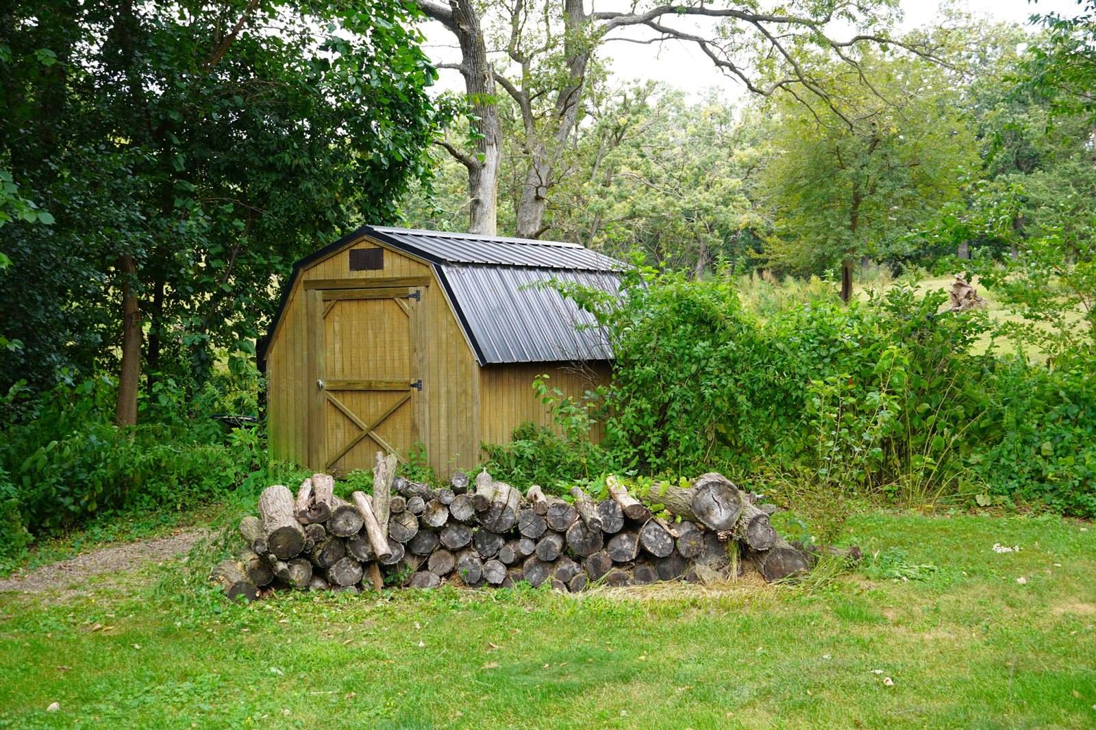 W7954 Country Ave, Holland, WI 54636