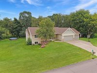 W7954 Country Ave, Holland, WI 54636
