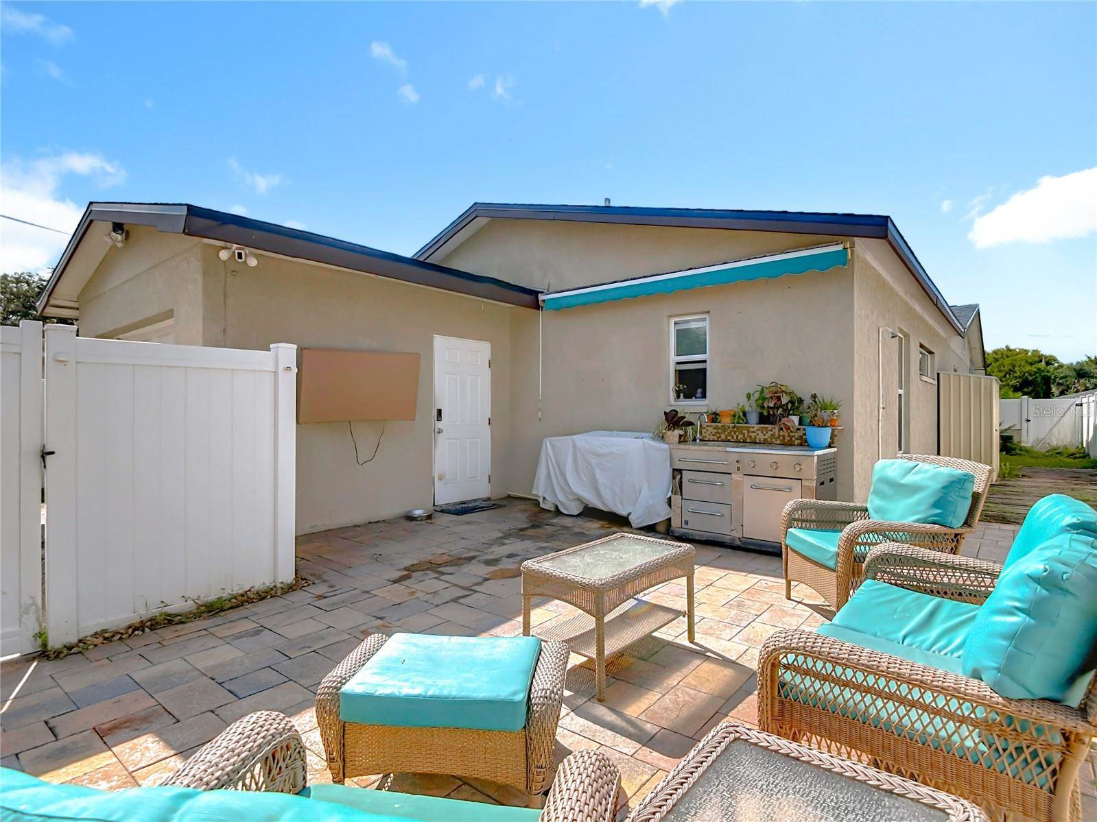 5335 8TH Avenue North, Saint Petersburg, FL 33710