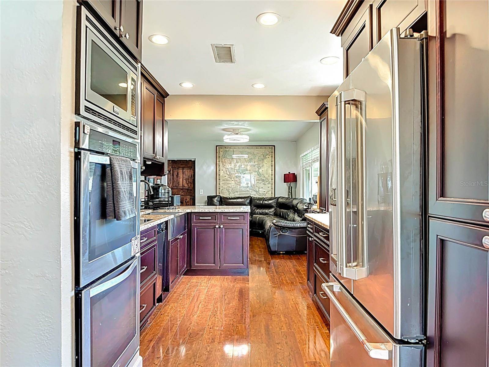 5335 8TH Avenue North, Saint Petersburg, FL 33710