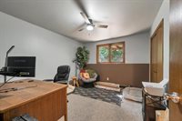 929 Laverne Drive, Green Bay, WI 54311