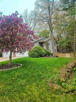 929 Laverne Drive, Green Bay, WI 54311