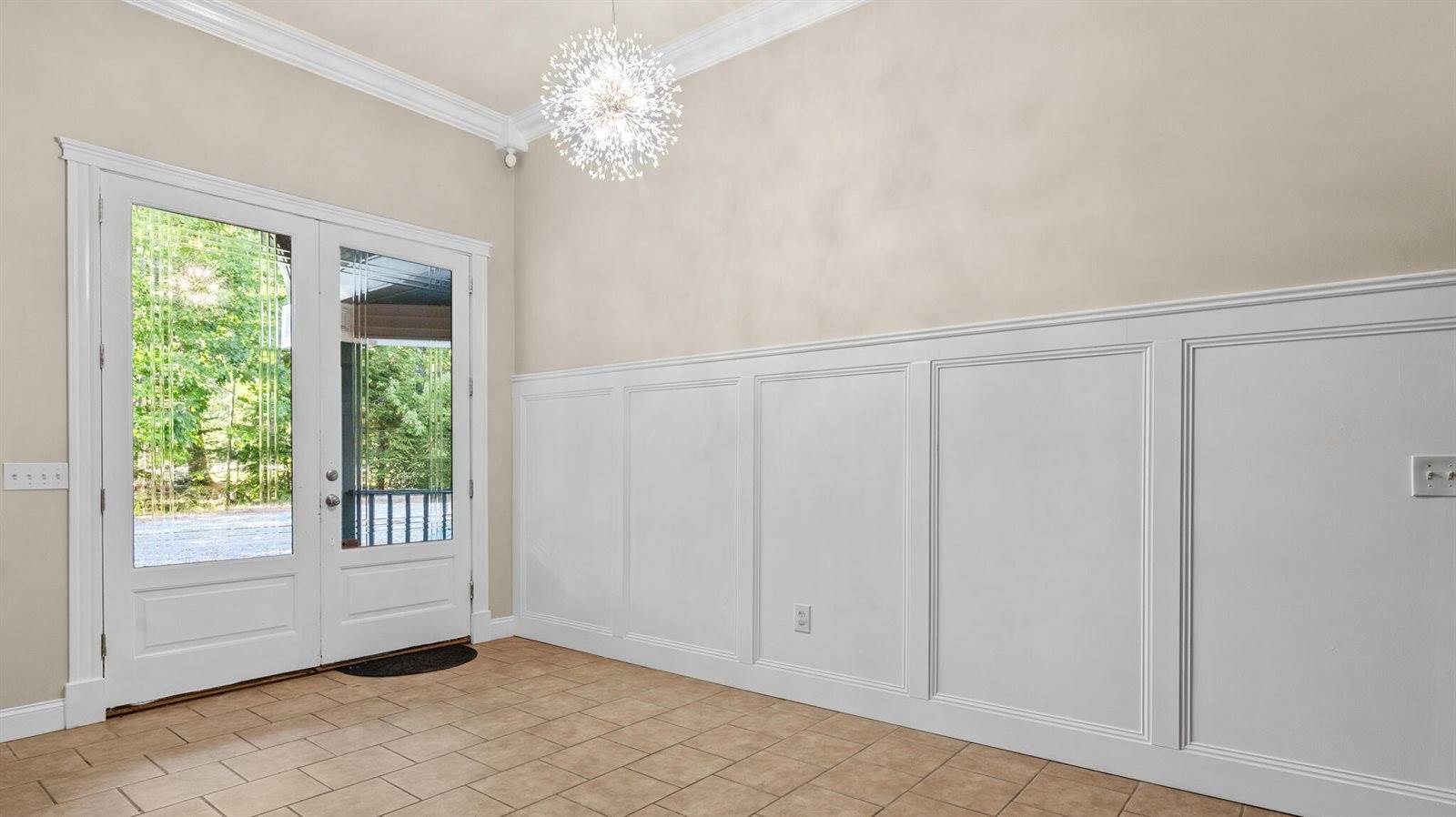 245 Center Drive, Orrington, ME 04474