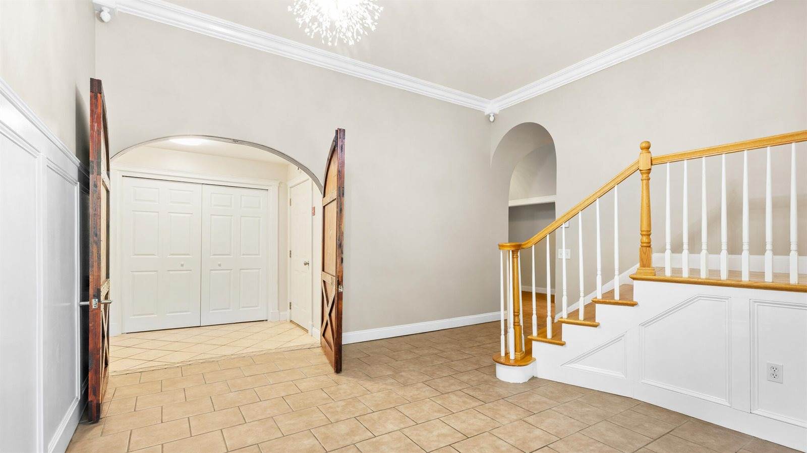 245 Center Drive, Orrington, ME 04474