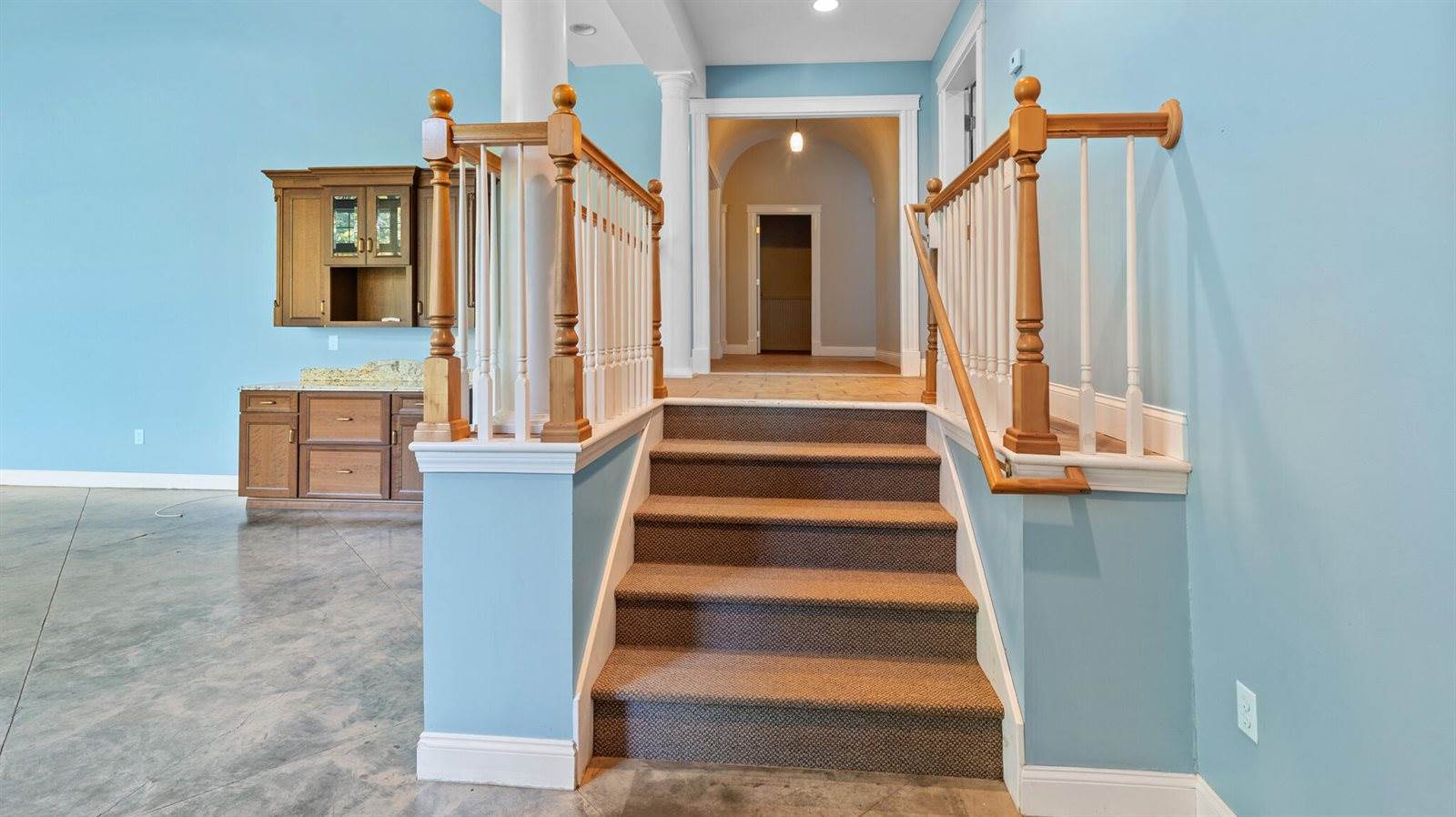 245 Center Drive, Orrington, ME 04474