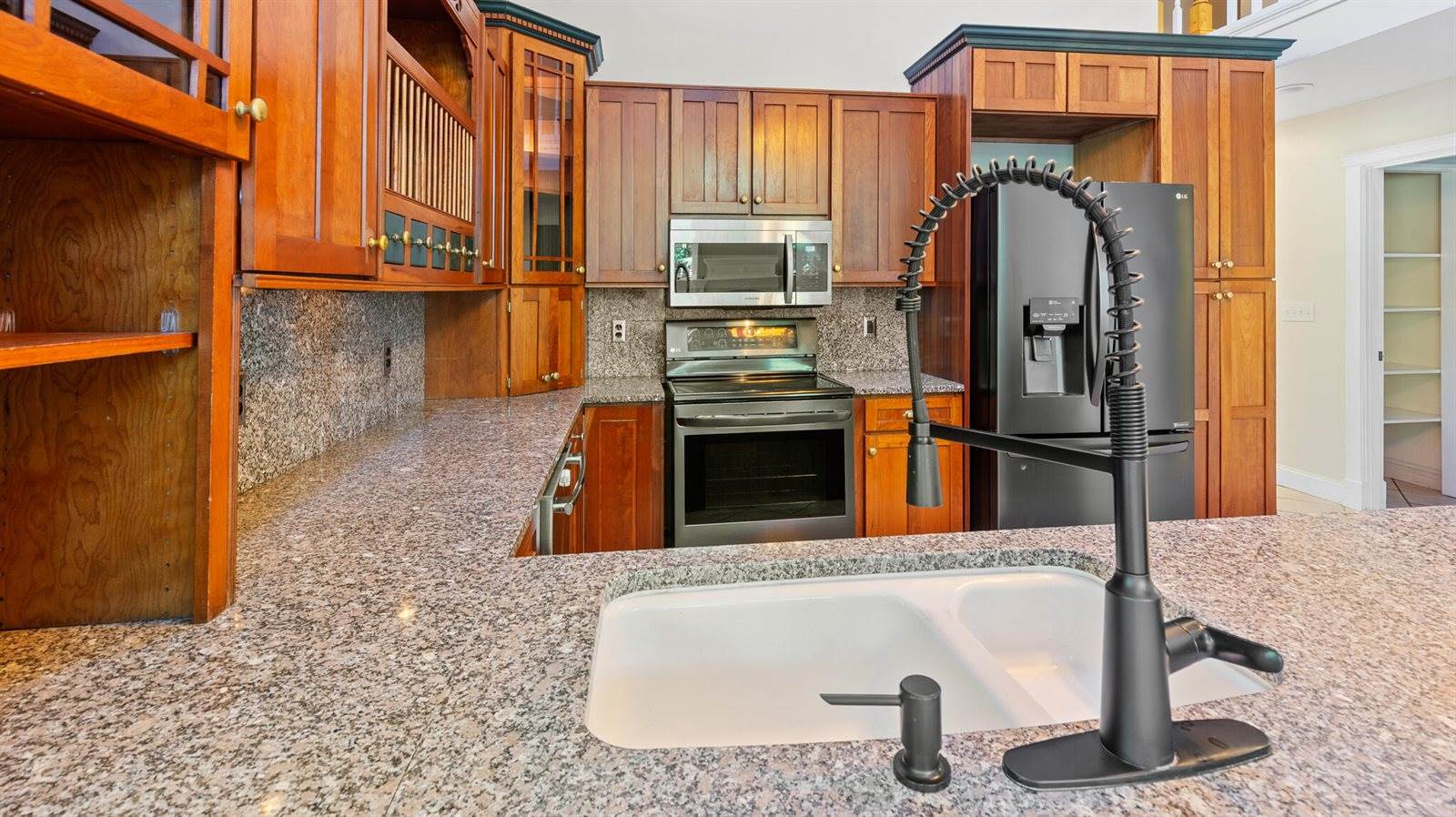 245 Center Drive, Orrington, ME 04474