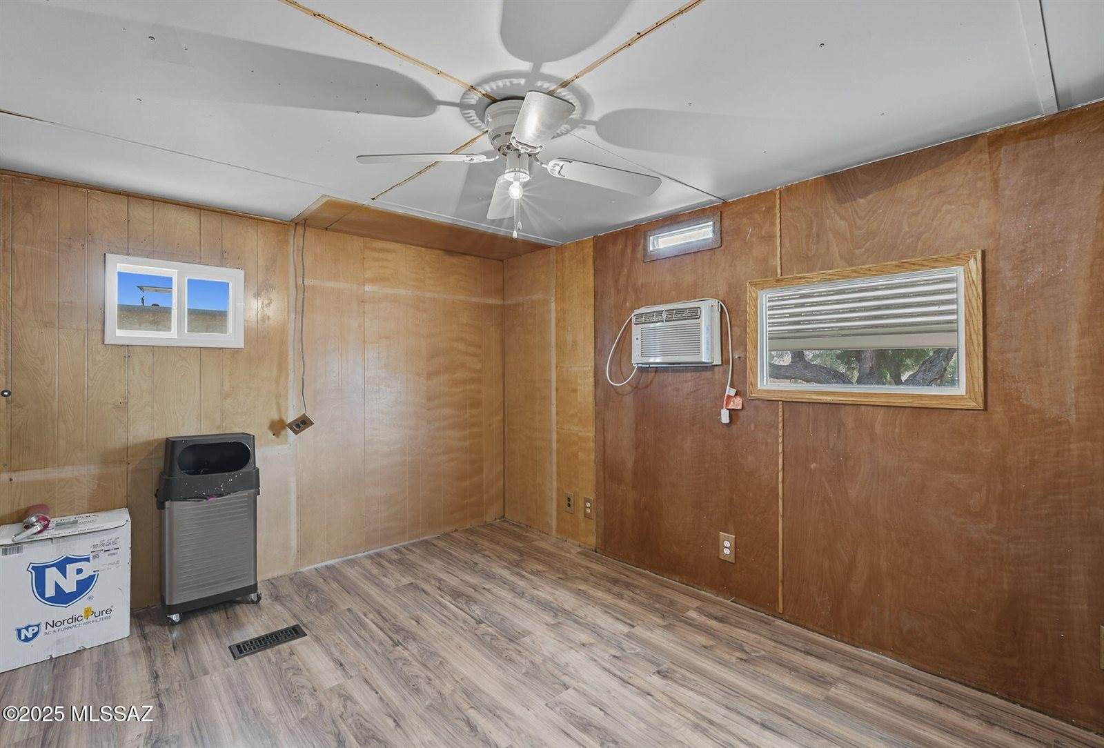 1273 West Allegheny Street, Tucson, AZ 85705