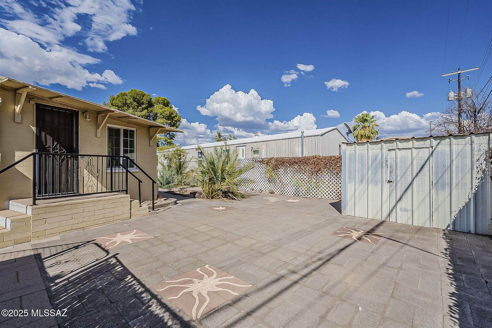 1273 West Allegheny Street, Tucson, AZ 85705