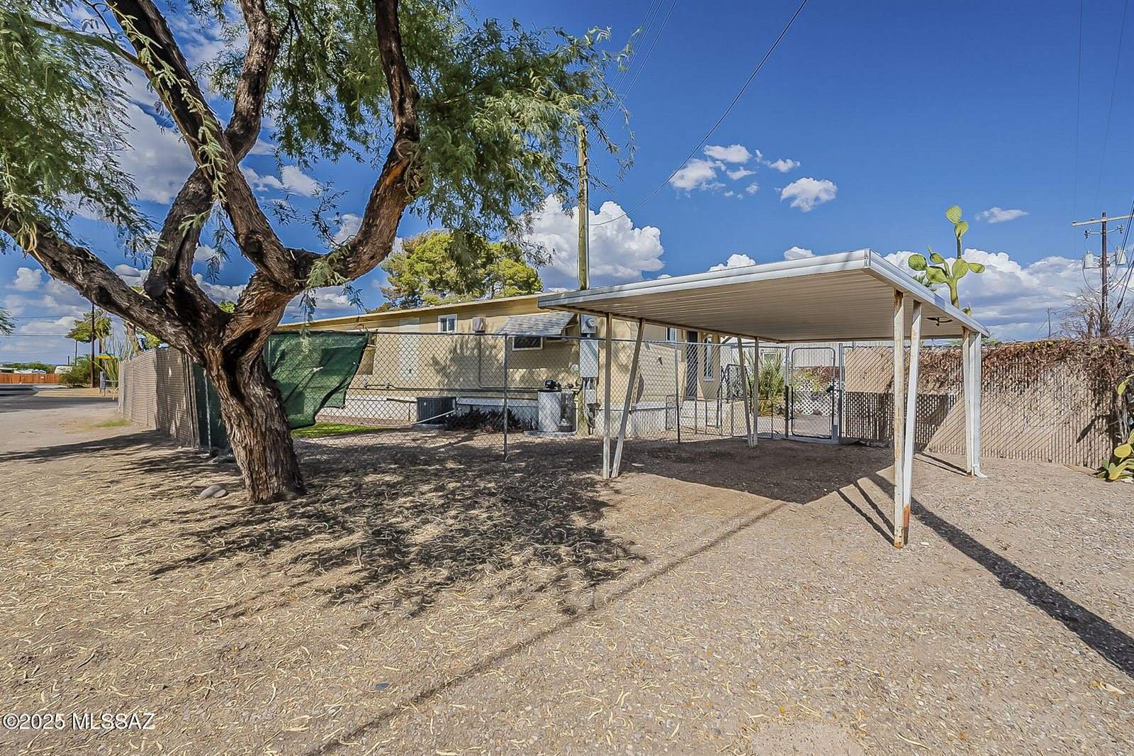 1273 West Allegheny Street, Tucson, AZ 85705