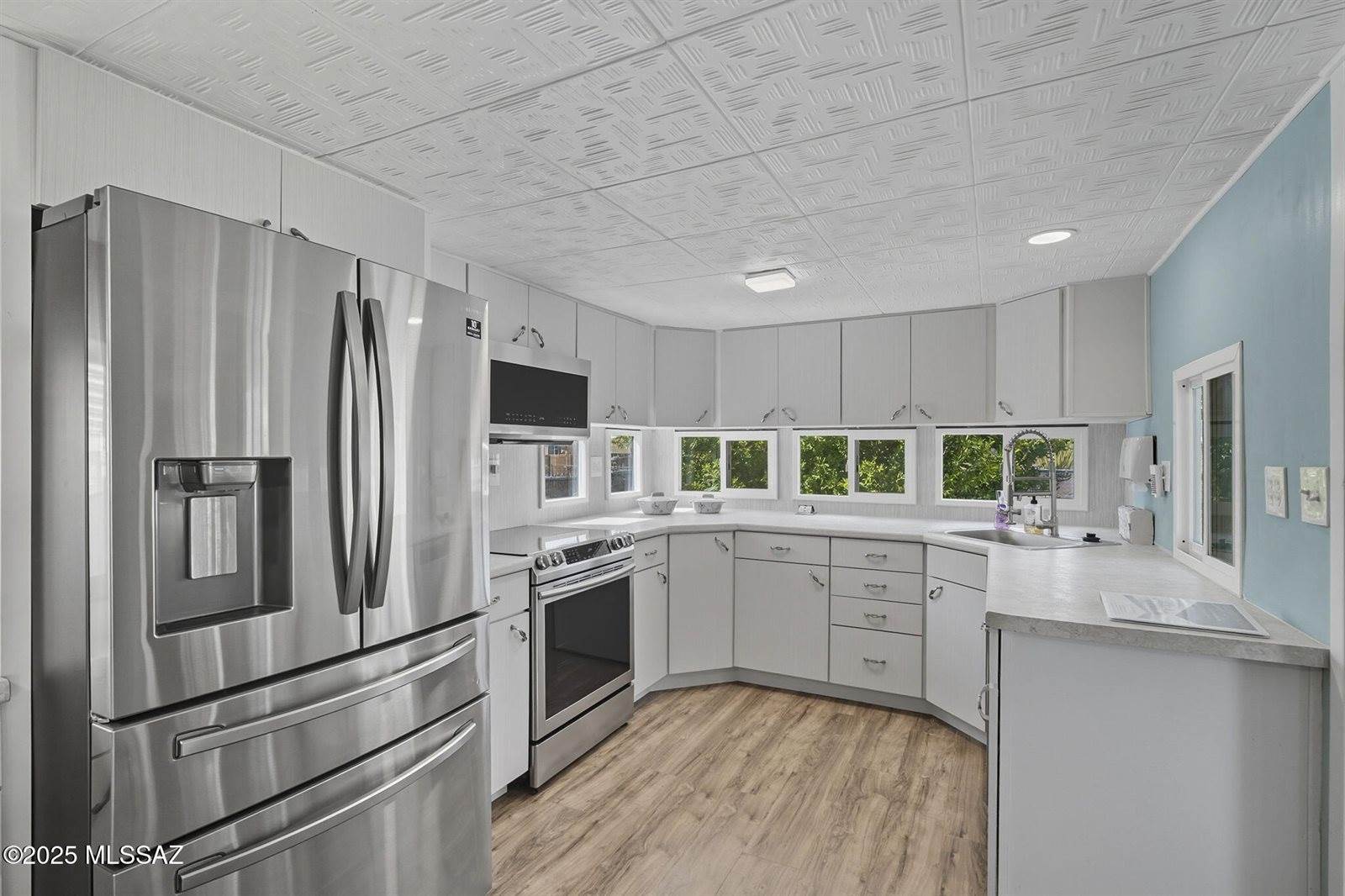 1273 West Allegheny Street, Tucson, AZ 85705