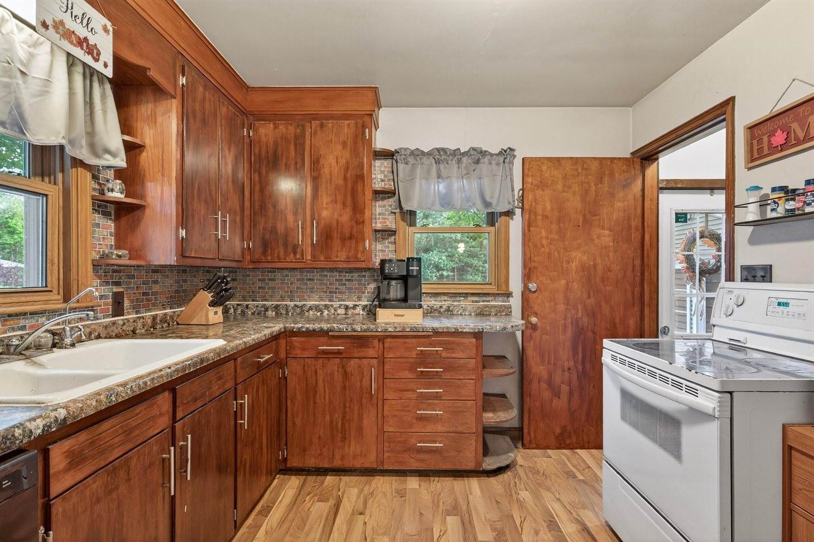 3520 County Road Q, Wisconsin Rapids, WI 54495