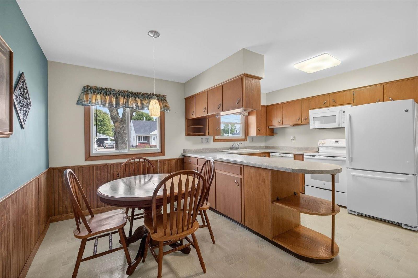 910 16th Street South, Wisconsin Rapids, WI 54494