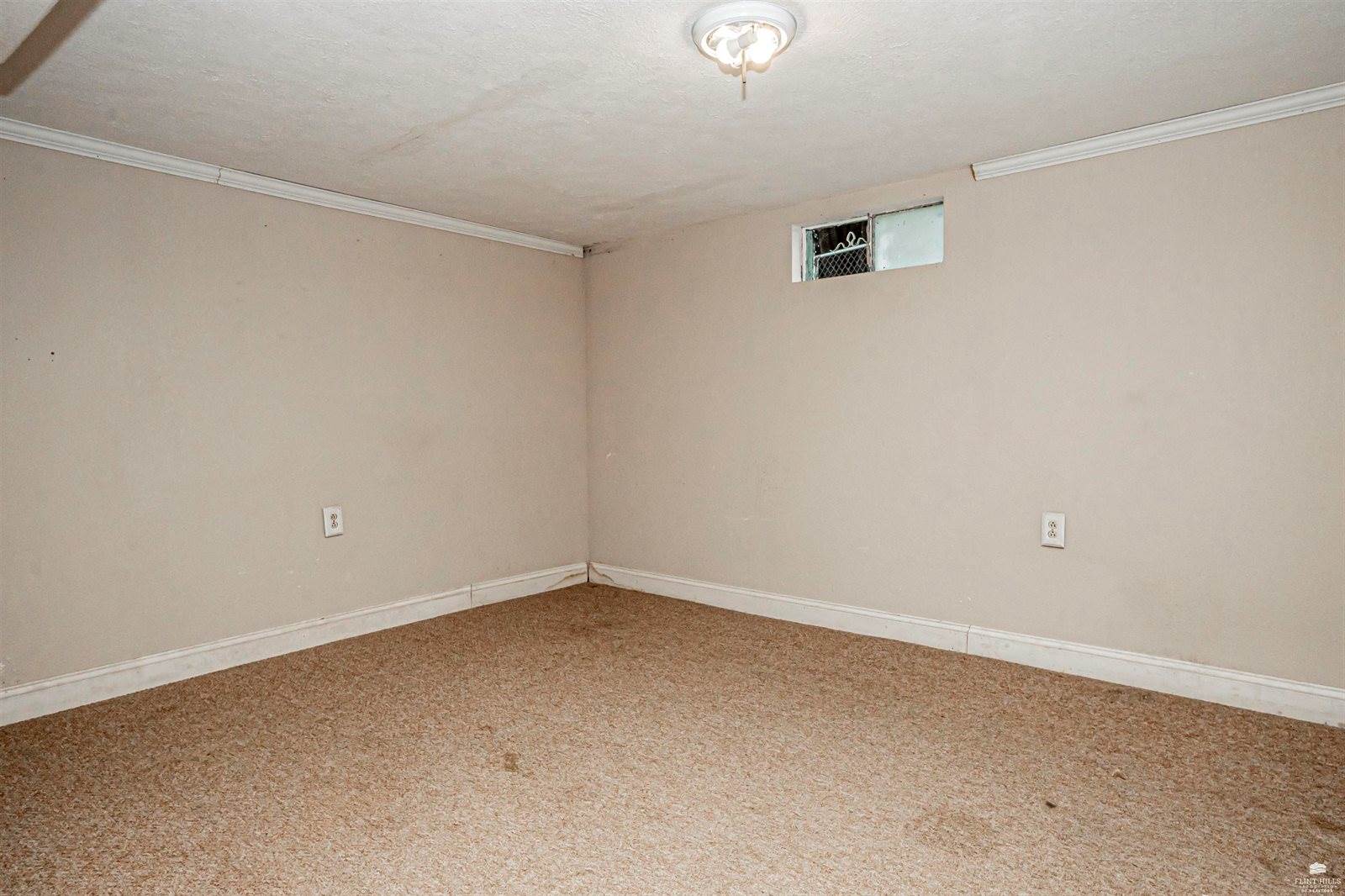 1409 West 14th Street, Junction City, KS 66441