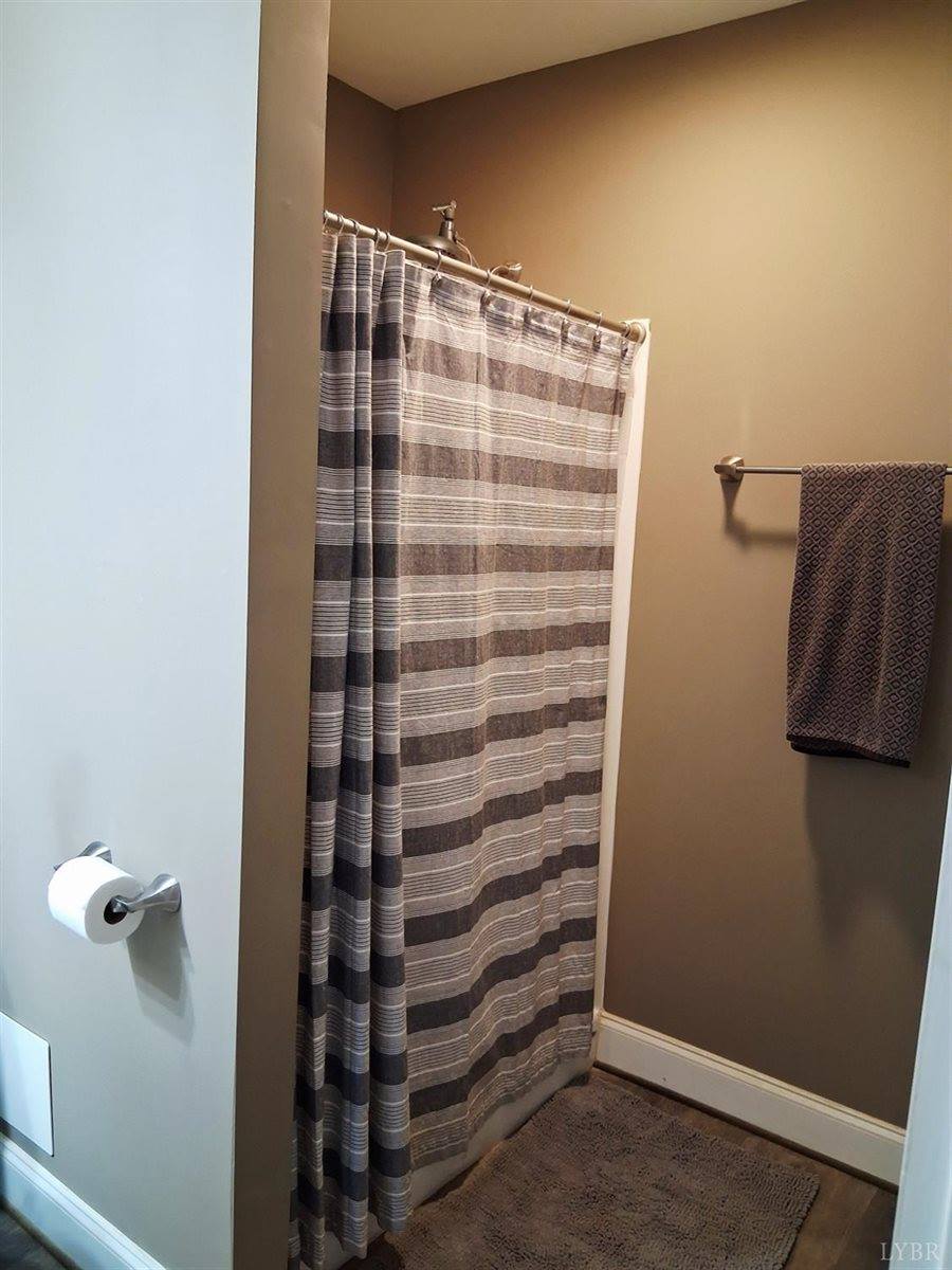 108 Mansfield Drive, Madison Heights, VA 24572