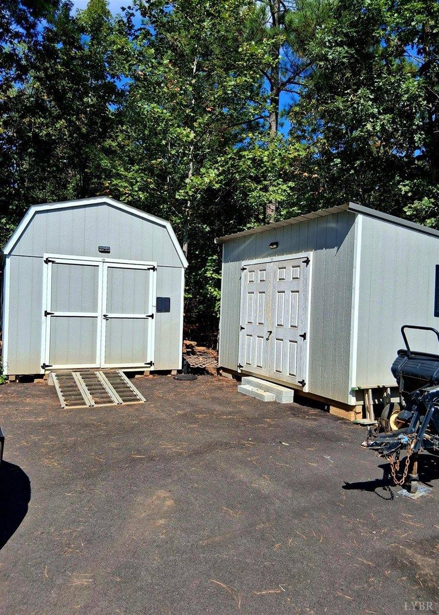 108 Mansfield Drive, Madison Heights, VA 24572