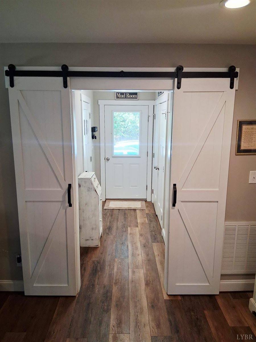 108 Mansfield Drive, Madison Heights, VA 24572