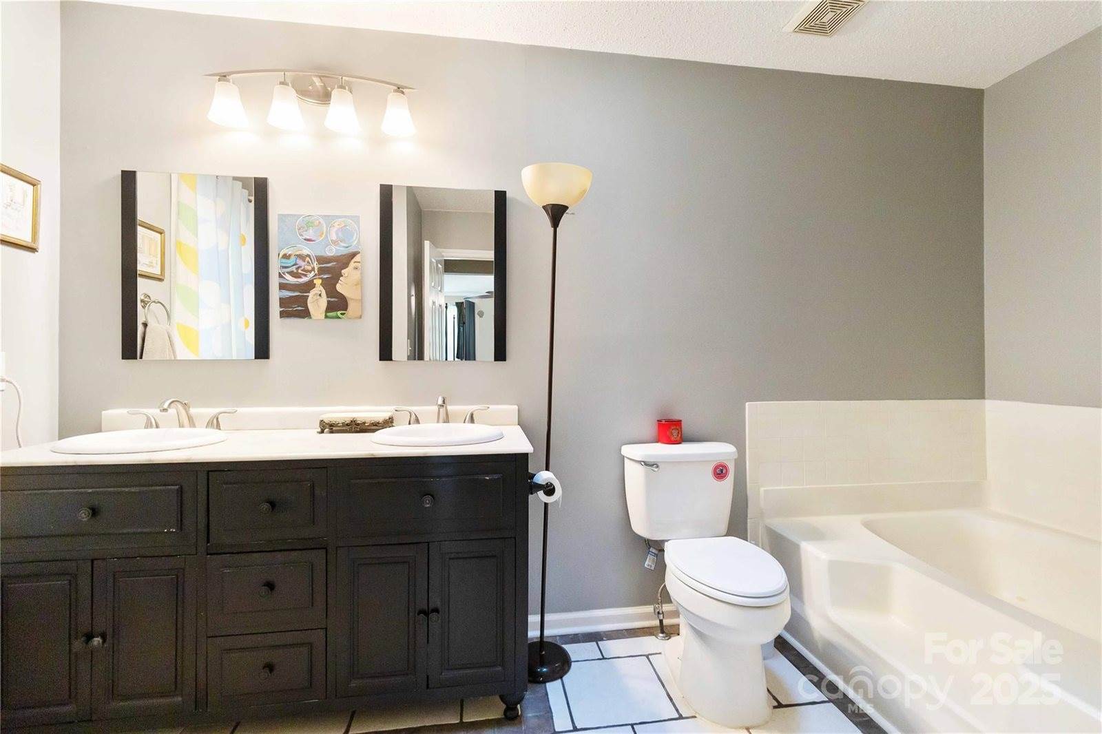 9723 Manus Court, Matthews, NC 28105