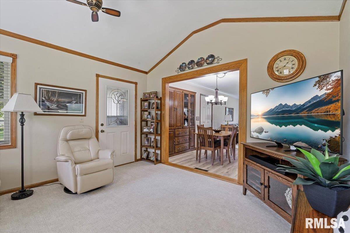 115 West 19TH Avenue, Coal Valley, IL 61240