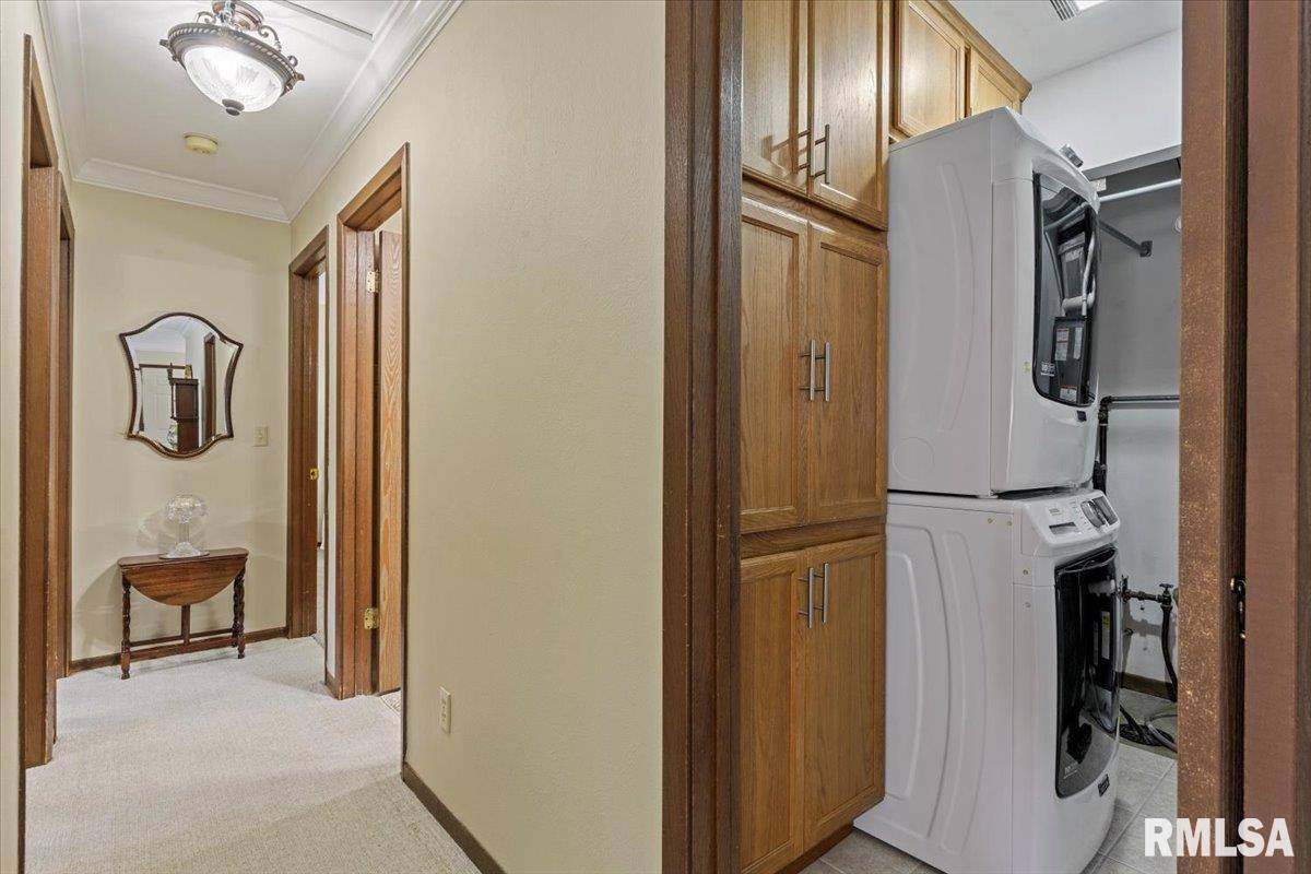 115 West 19TH Avenue, Coal Valley, IL 61240