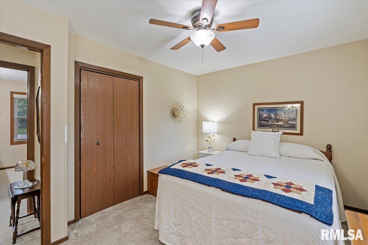 115 West 19TH Avenue, Coal Valley, IL 61240