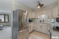 115 West 19TH Avenue, Coal Valley, IL 61240