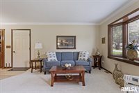 115 West 19TH Avenue, Coal Valley, IL 61240