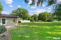 115 West 19TH Avenue, Coal Valley, IL 61240