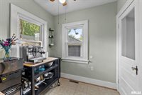 2946 Iowa Street, Davenport, IA 52803