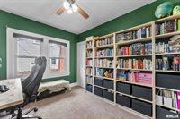 2946 Iowa Street, Davenport, IA 52803