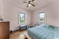 2946 Iowa Street, Davenport, IA 52803