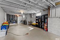 2946 Iowa Street, Davenport, IA 52803