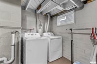 2946 Iowa Street, Davenport, IA 52803