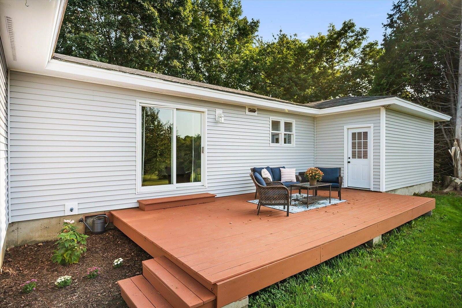 2926 Western Avenue, Newburgh, ME 04444