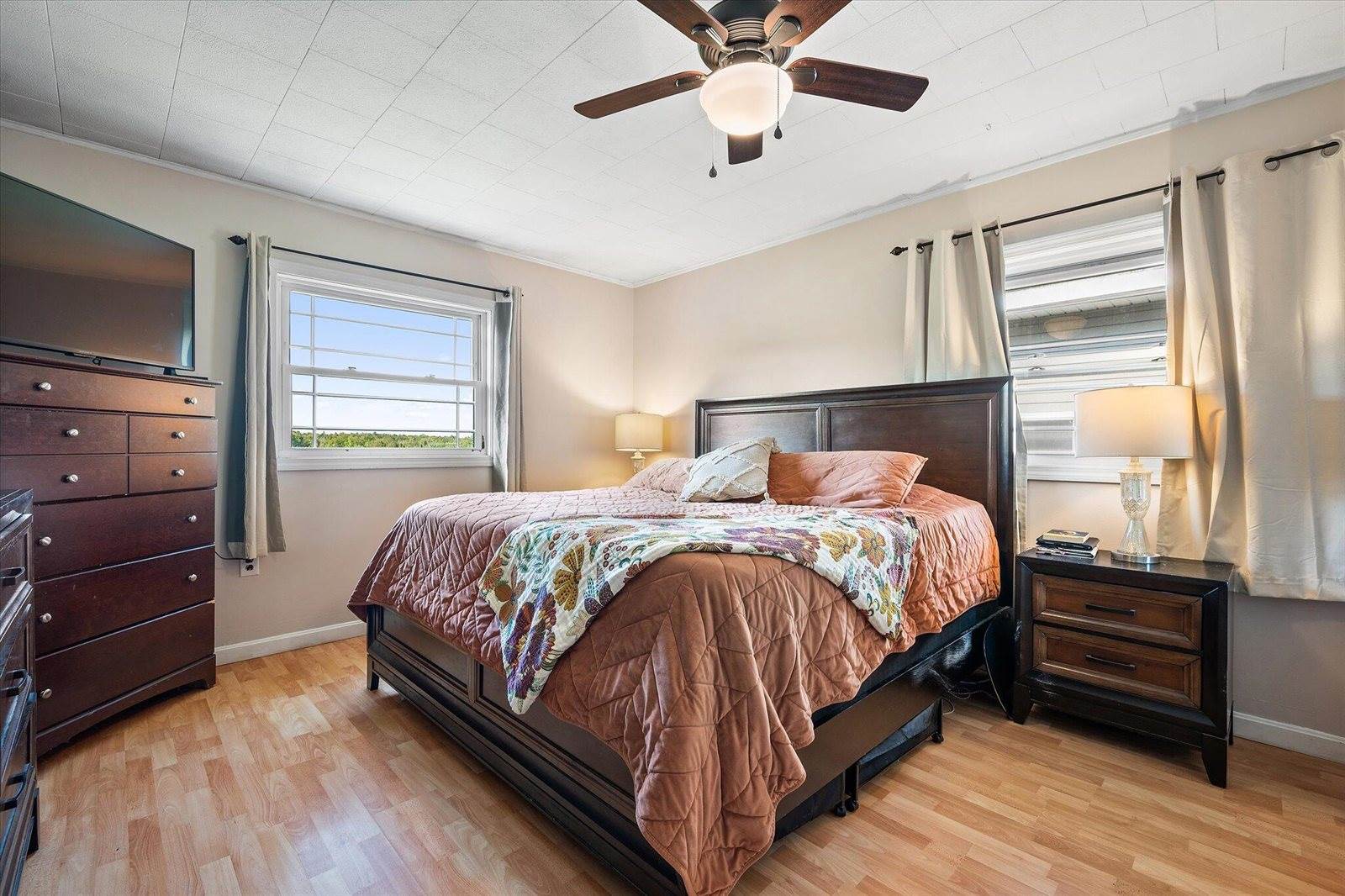 2926 Western Avenue, Newburgh, ME 04444