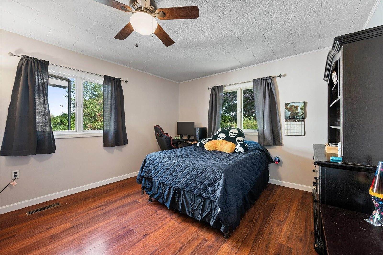 2926 Western Avenue, Newburgh, ME 04444