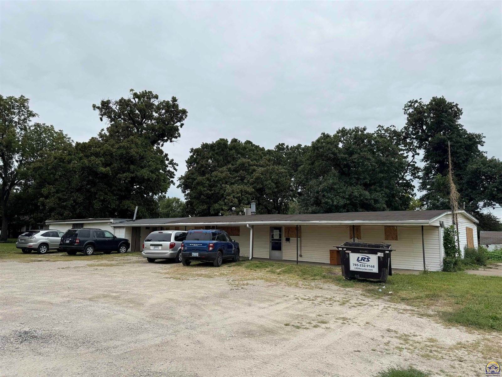 1116 NW Lower Silver Lake RD, Topeka, KS 66608