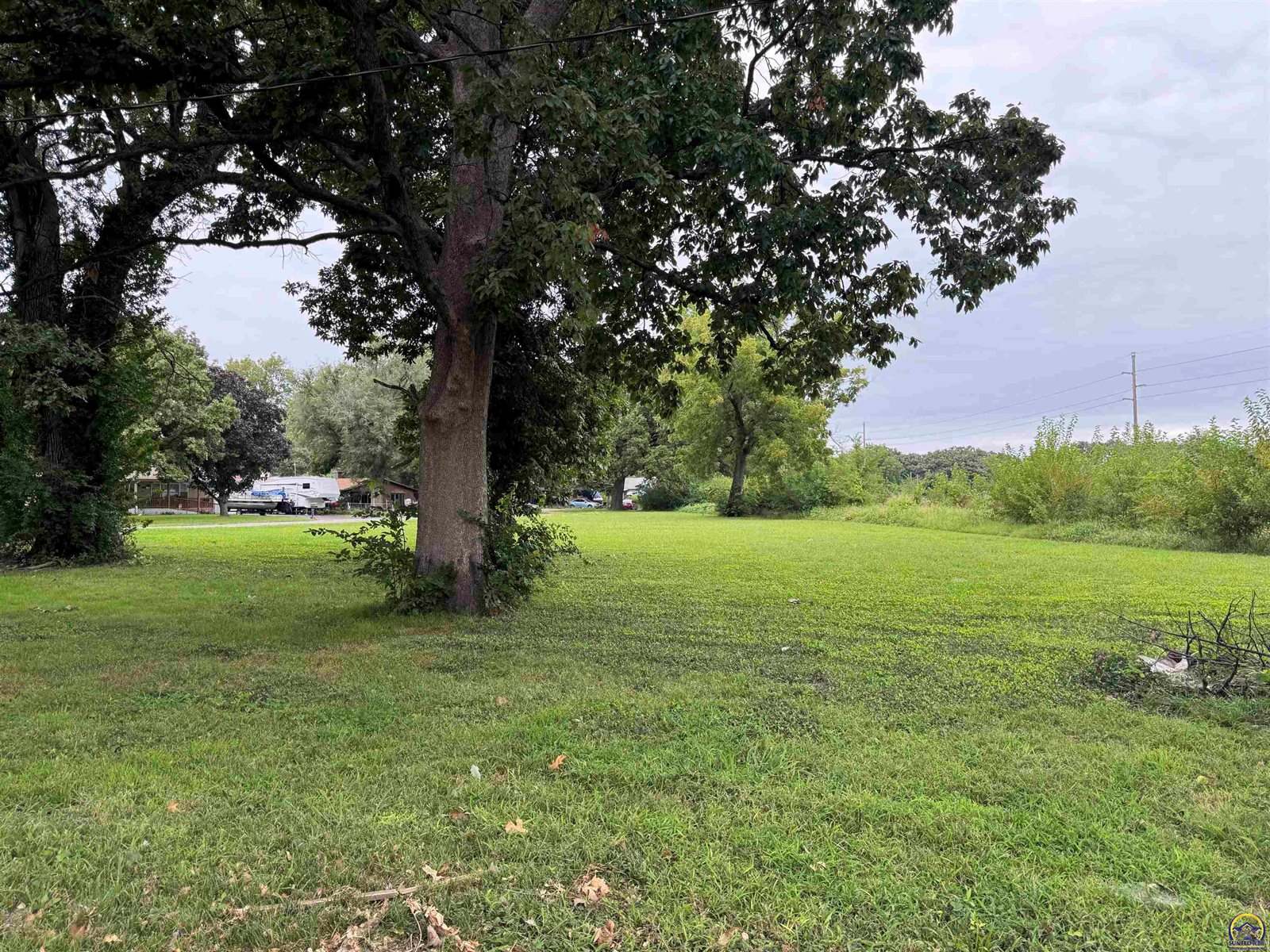 1116 NW Lower Silver Lake RD, Topeka, KS 66608