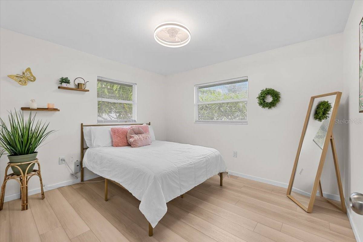 3105 Oxford Drive West, Bradenton, FL 34205