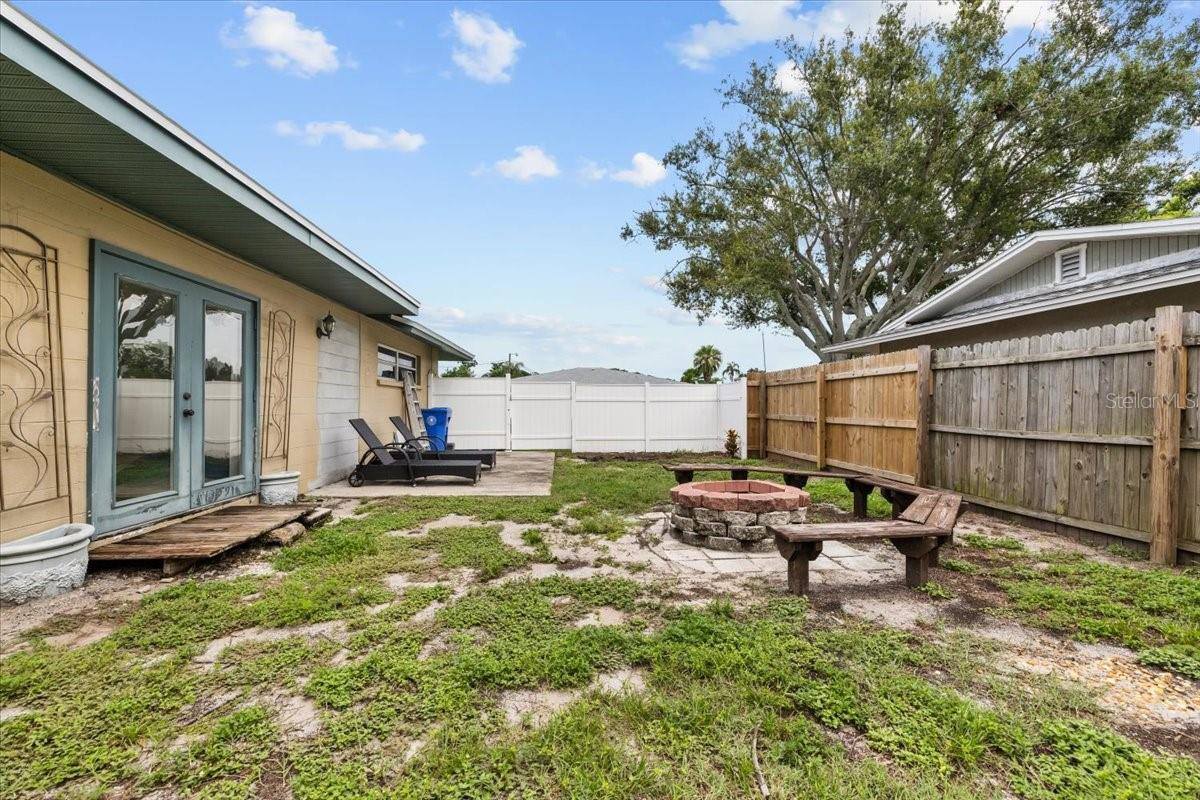 3105 Oxford Drive West, Bradenton, FL 34205