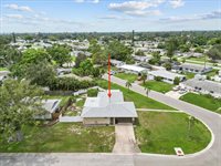 3105 Oxford Drive West, Bradenton, FL 34205