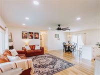 2025 Moyle St, Augusta, KS 67010