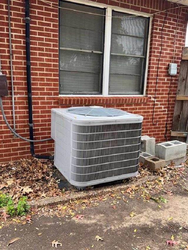 2105 NW Columbia Ave, Lawton, OK 73507